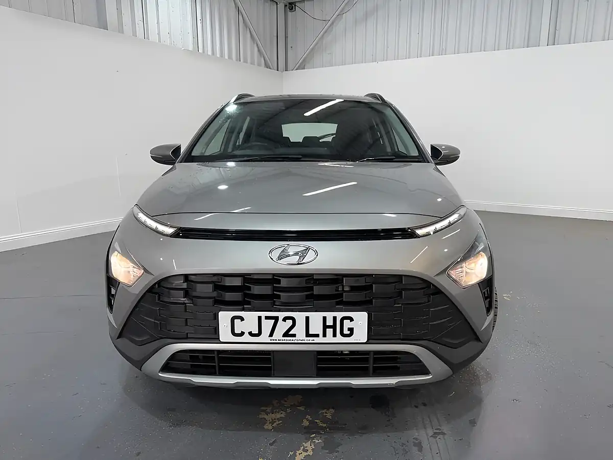 Used 2023 Hyundai Bayon Se Connect Bronze - Interior and Exterior details 2