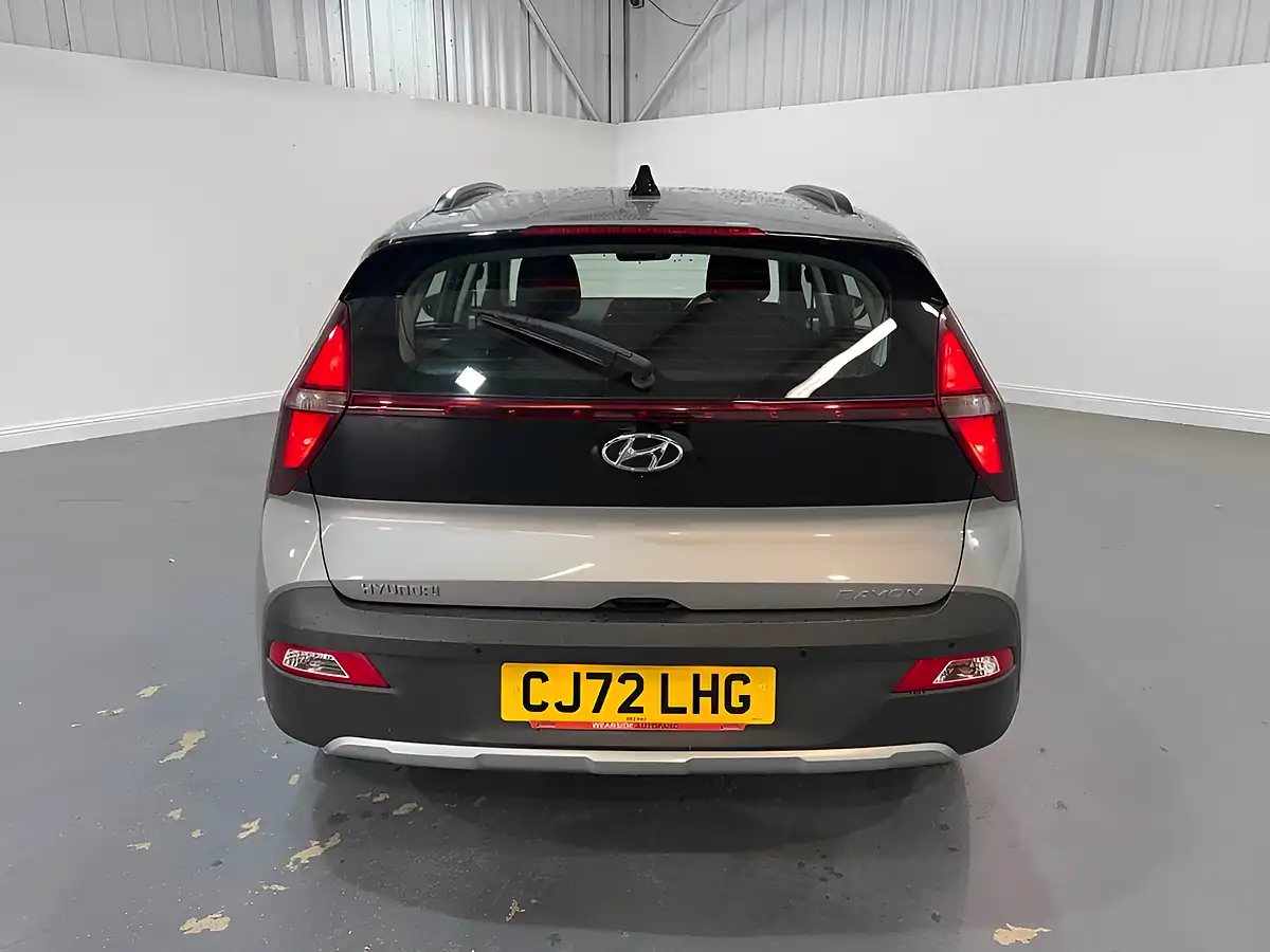 Used 2023 Hyundai Bayon Se Connect Bronze - Interior and Exterior details 8
