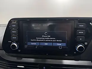Used 2023 Hyundai Bayon Se Connect Mangrove Green - Interior and Exterior details 16