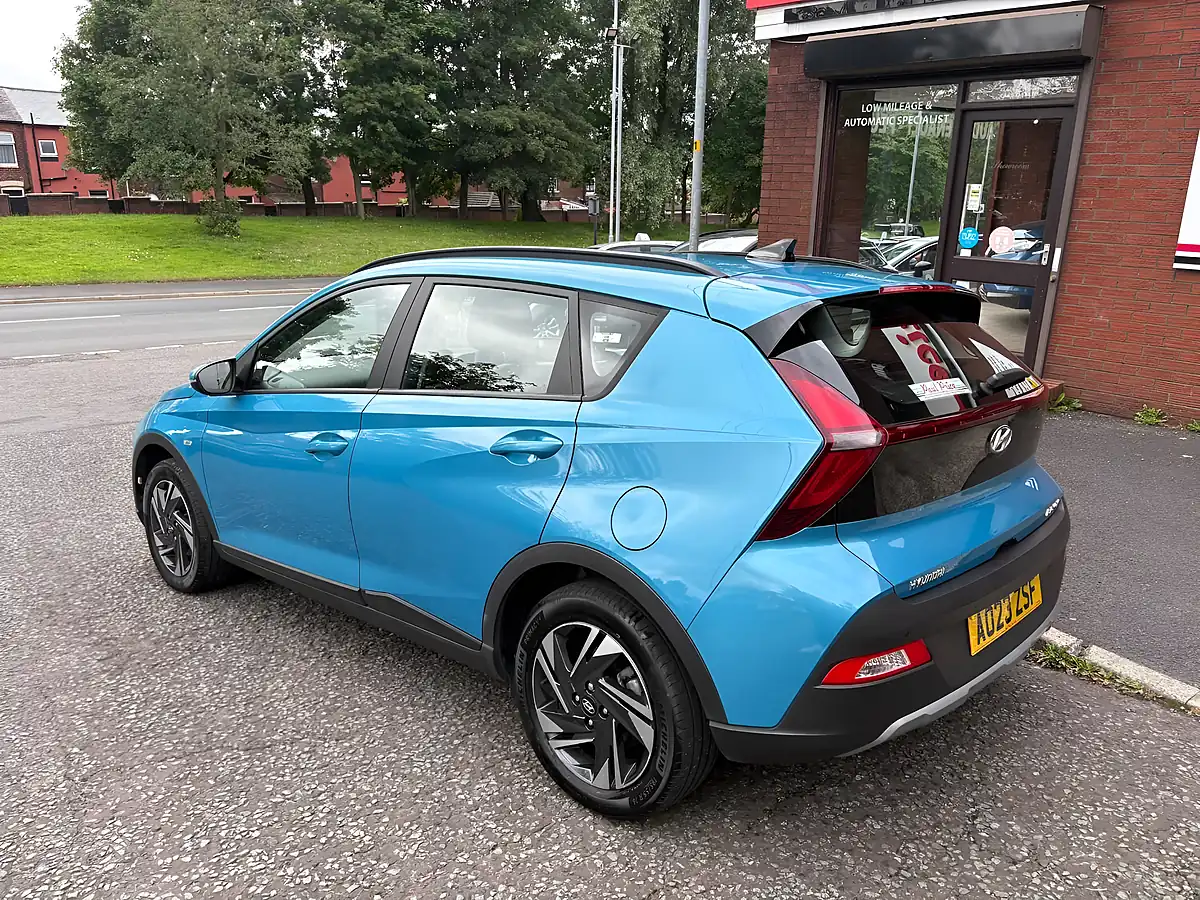 Used 2023 Hyundai Bayon Se Connect Turquoise - Interior and Exterior details 5