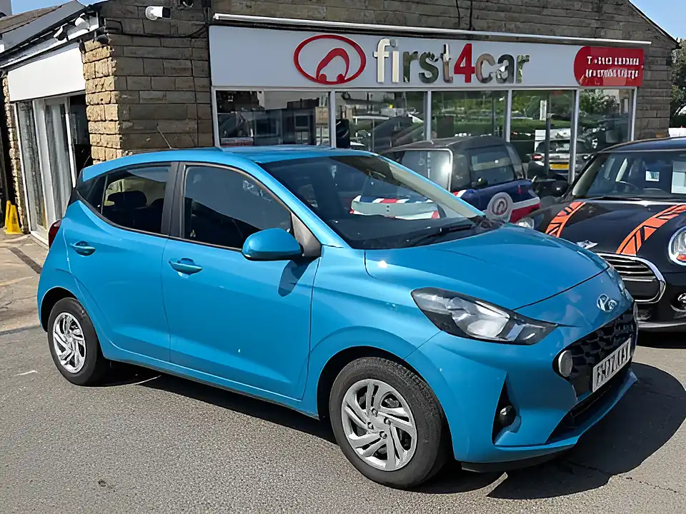 Used 2023 Hyundai i10 Se Blue - Front View