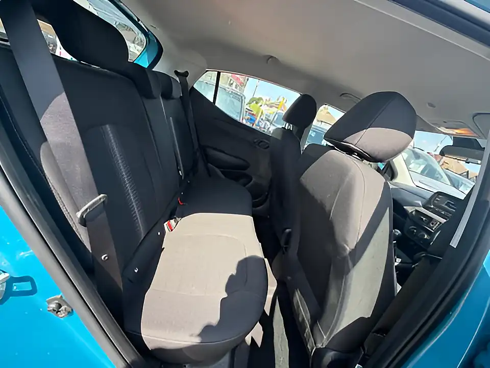 Used 2023 Hyundai i10 Se Blue - Interior and Exterior details 10
