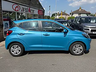 Used 2023 Hyundai i10 Se Blue - Interior and Exterior details 6