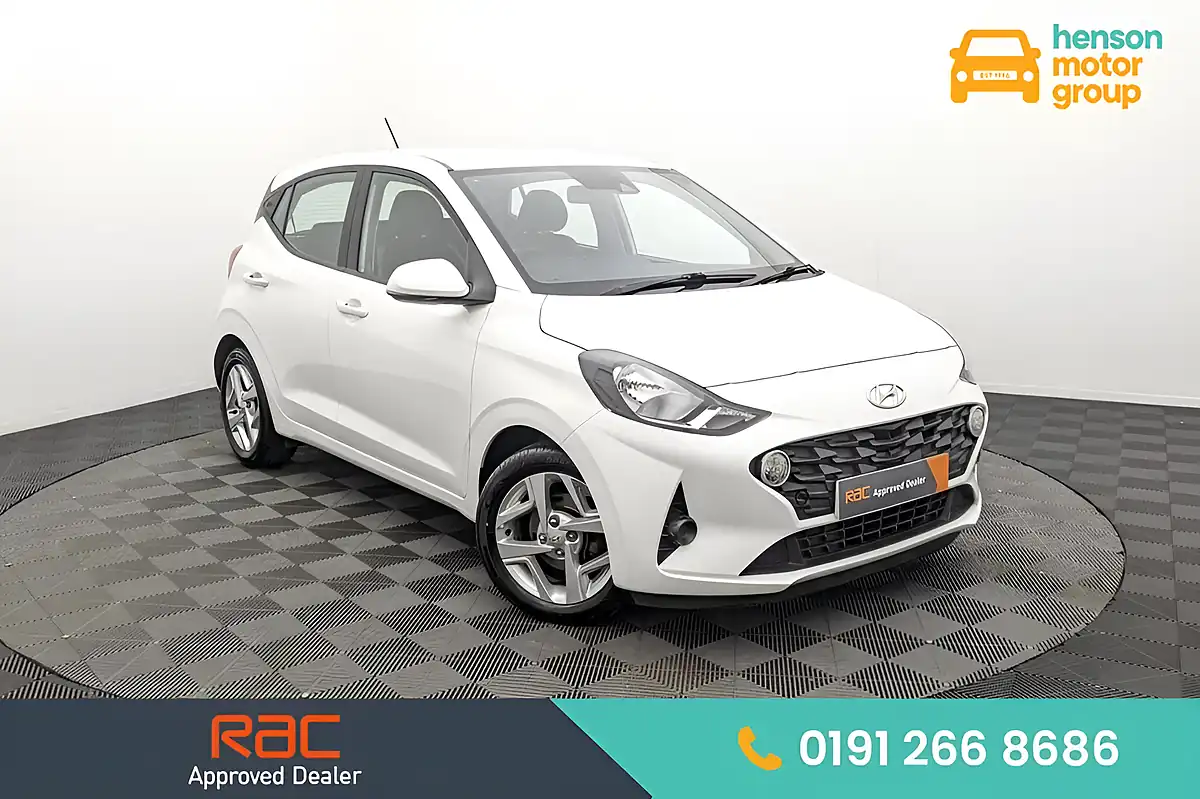Used 2023 Hyundai I10 Se Connect White - Front View