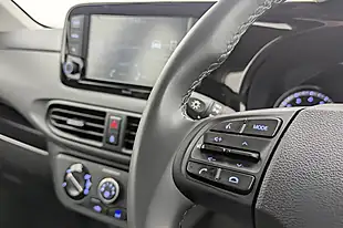 Used 2023 Hyundai I10 Se Connect White - Interior and Exterior details 11