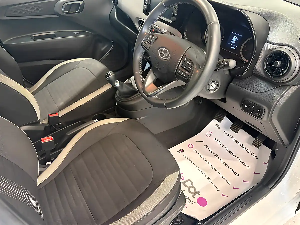 Used 2023 Hyundai I10 Se Connect White - Interior and Exterior details 17
