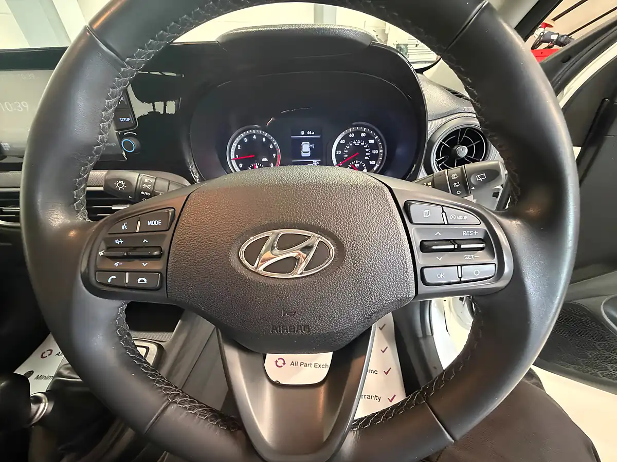 Used 2023 Hyundai I10 Se Connect White - Interior and Exterior details 19