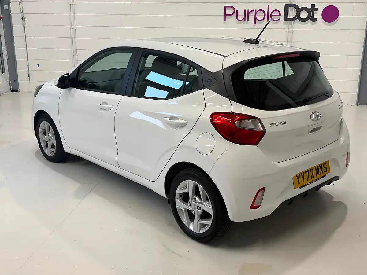 Used 2023 Hyundai I10 Se Connect White - Interior and Exterior details 2