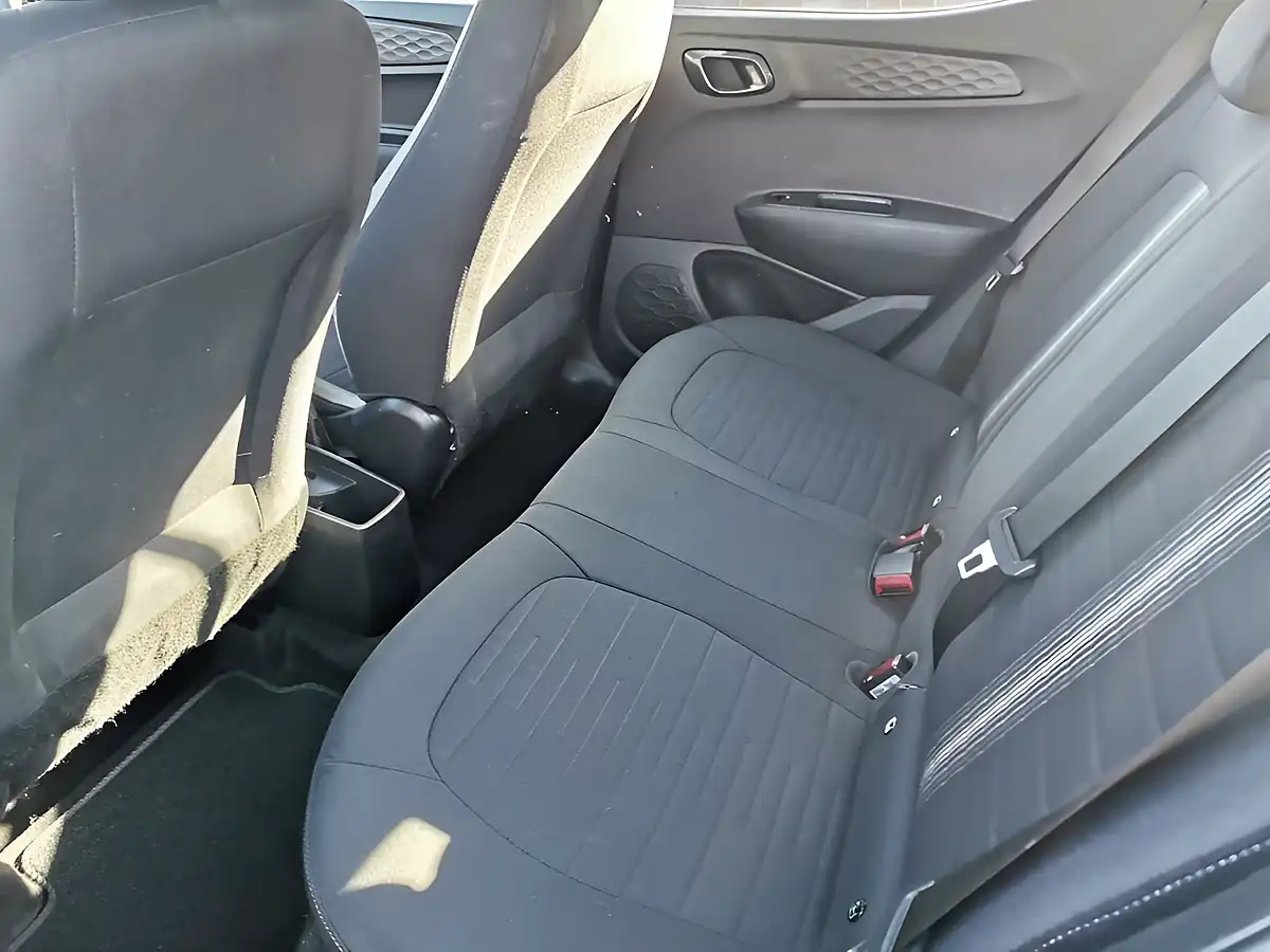Used 2023 Hyundai I10 Se Intense Blue - Interior and Exterior details 11
