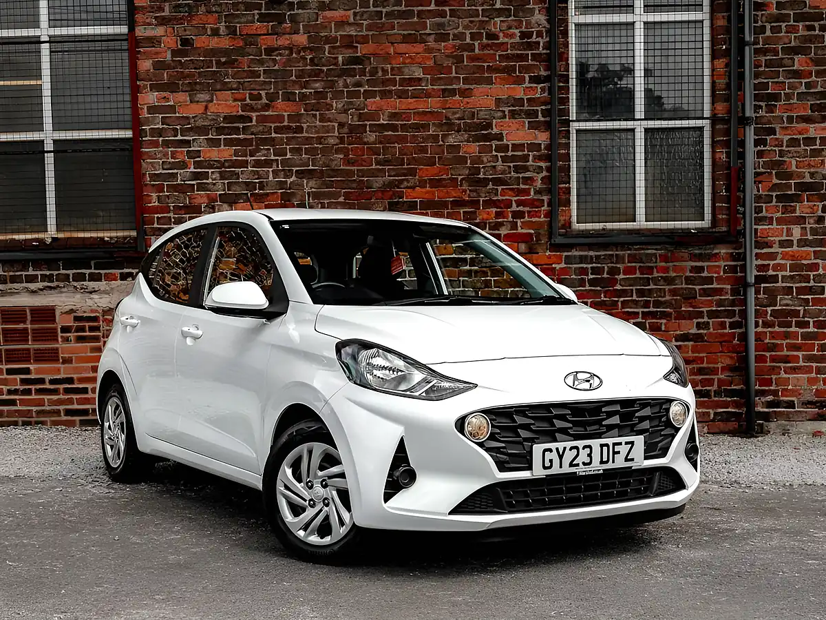 Used 2023 Hyundai I10 Se White - Front View