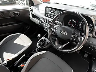 Used 2023 Hyundai I10 Se White - Interior and Exterior details 2
