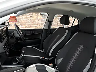 Used 2023 Hyundai I10 Se White - Interior and Exterior details 8
