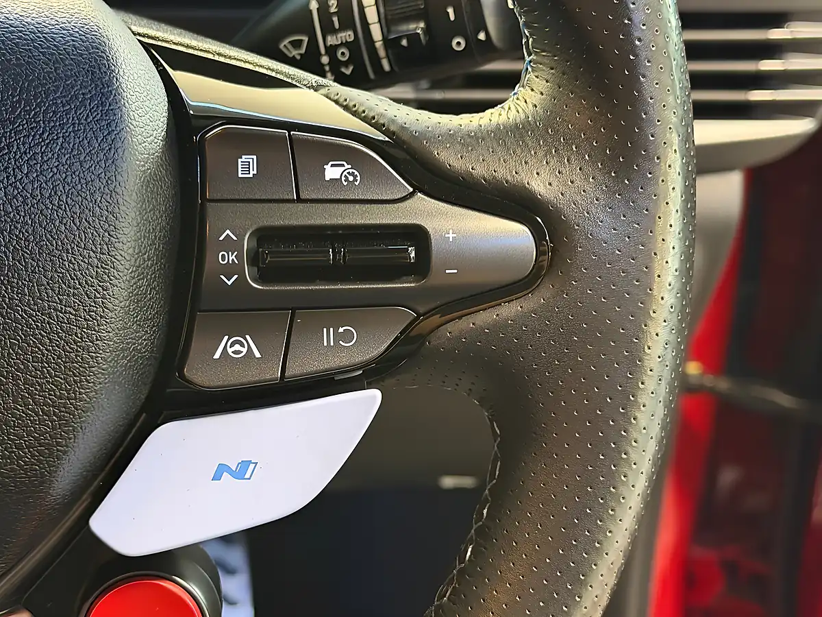 Used 2023 Hyundai i20 N Dragon Red - Interior and Exterior details 17