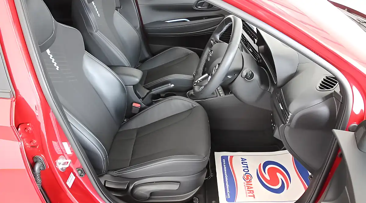 Used 2023 Hyundai i20 N Dragon Red - Interior and Exterior details 13