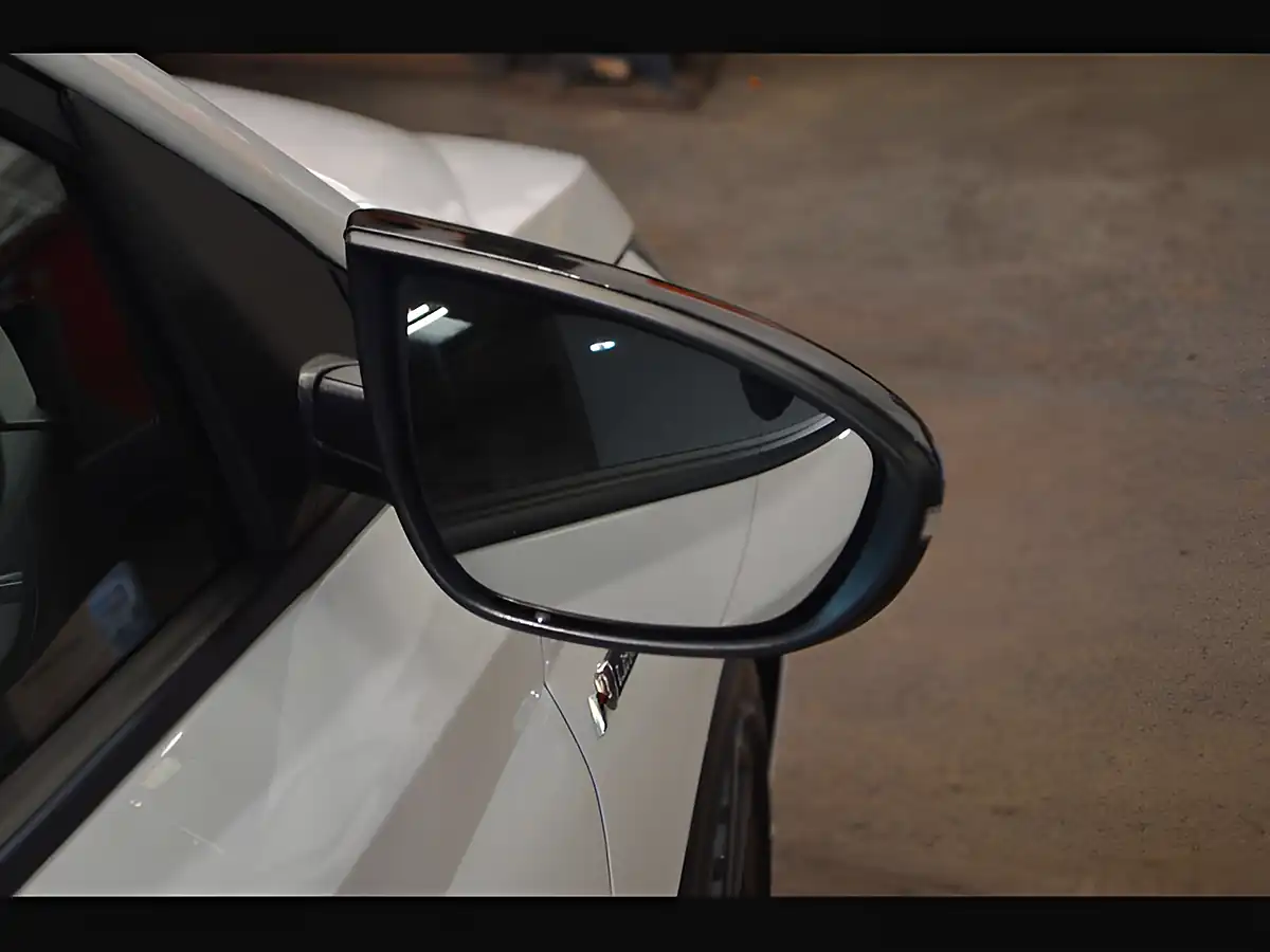 Used 2023 Hyundai i20 N Line Atlas White - Interior and Exterior details 16