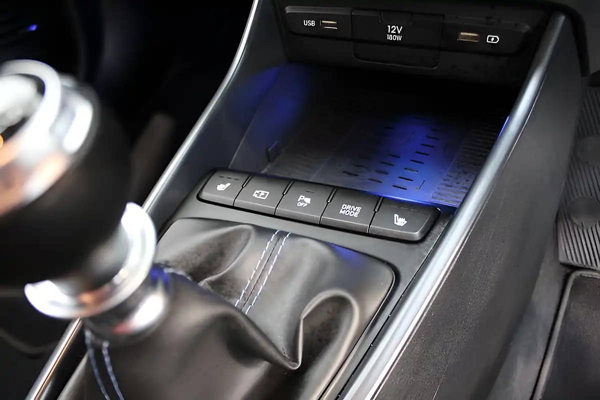 Used 2023 Hyundai i20 N White - Interior and Exterior details 15