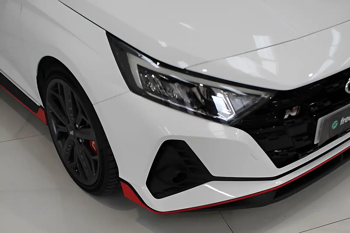 Used 2023 Hyundai i20 N White - Interior and Exterior details 7