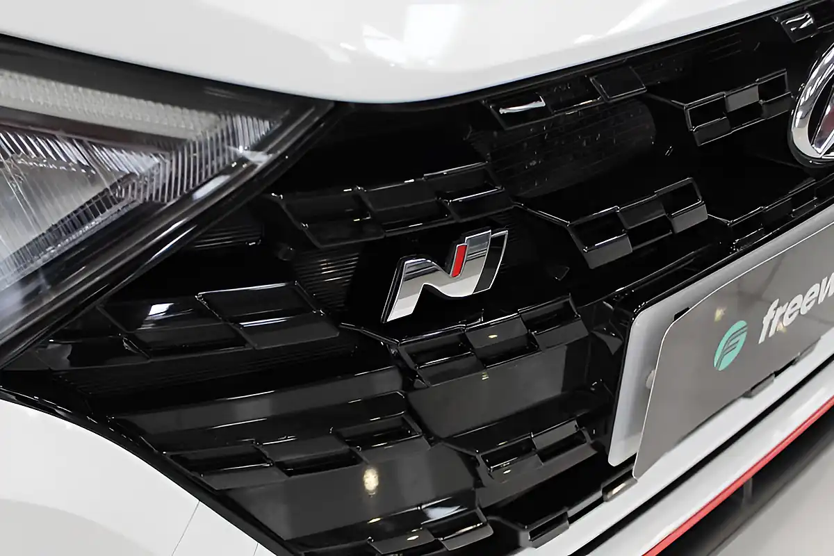 Used 2023 Hyundai i20 N White - Interior and Exterior details 8