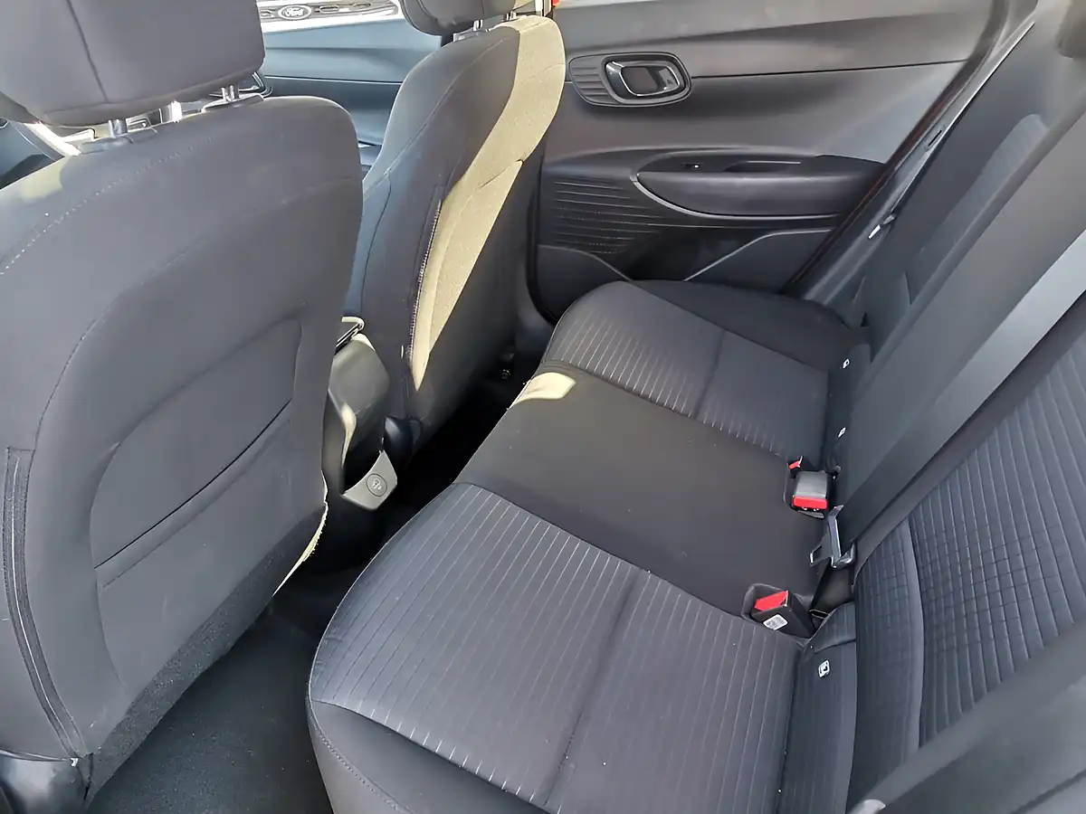 Used 2023 Hyundai I20 Premium Dragon Red - Interior and Exterior details 11