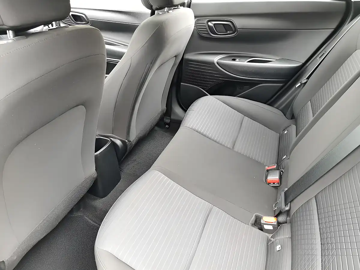 Used 2023 Hyundai I20 Se Connect Black - Interior and Exterior details 11