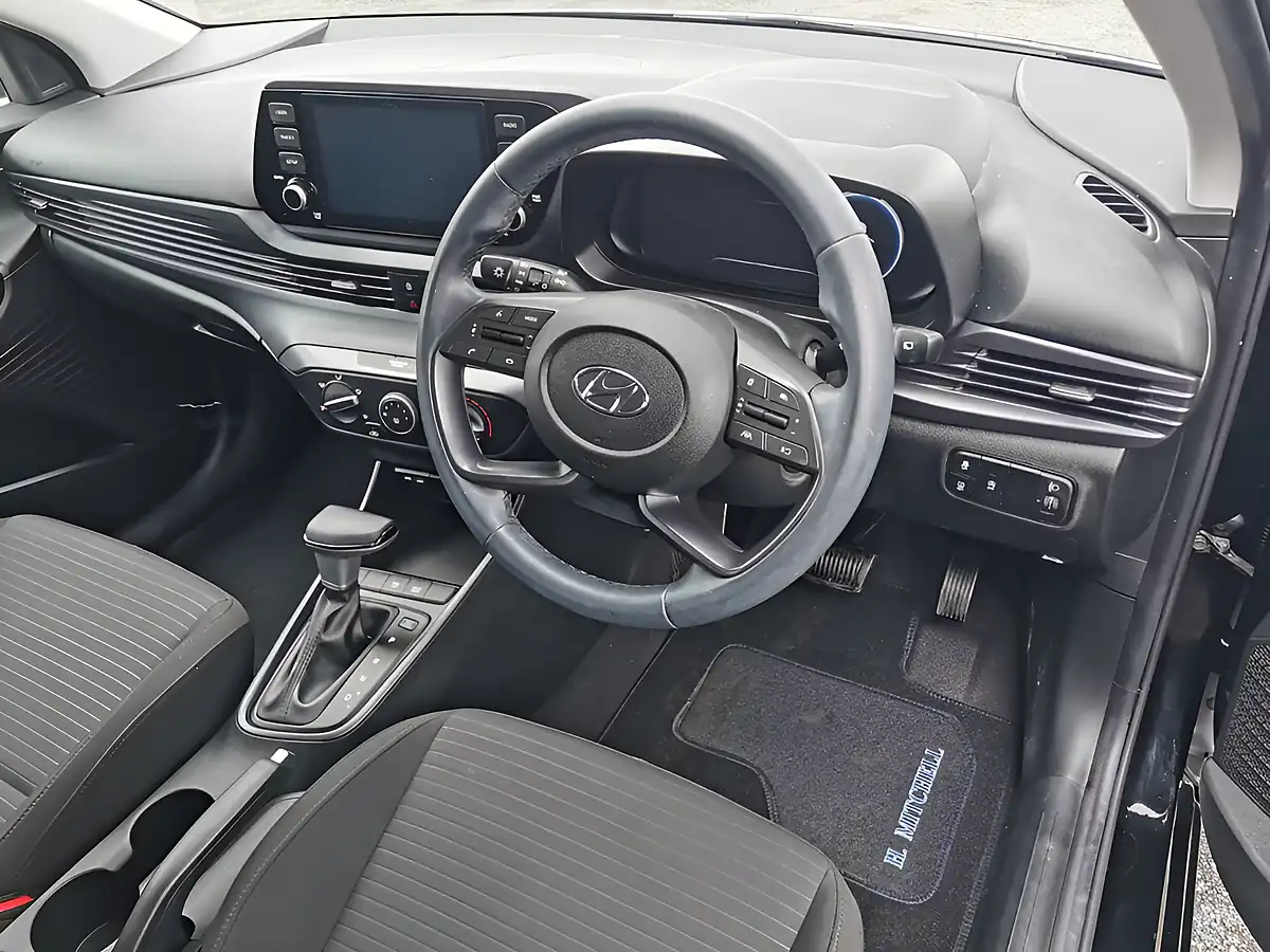 Used 2023 Hyundai I20 Se Connect Black - Interior and Exterior details 7