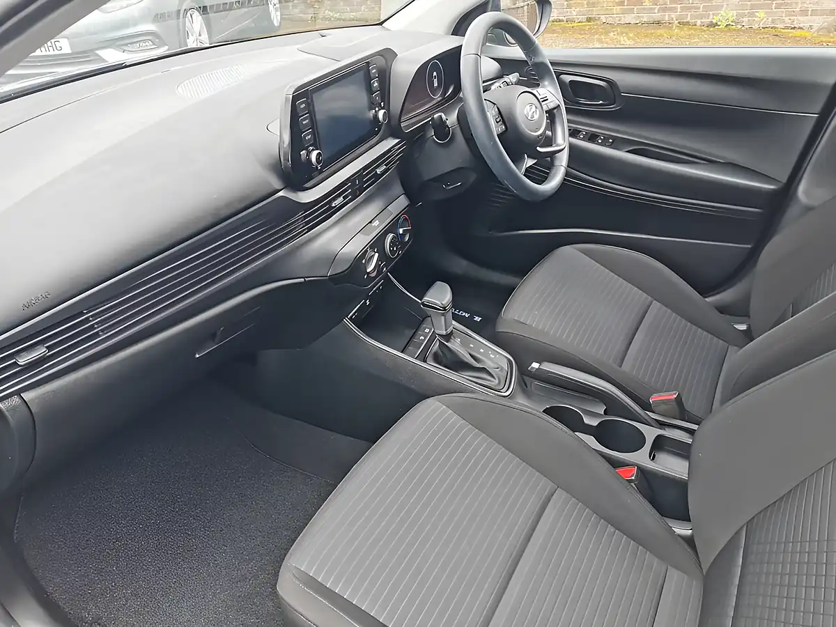 Used 2023 Hyundai I20 Se Connect Black - Interior and Exterior details 9