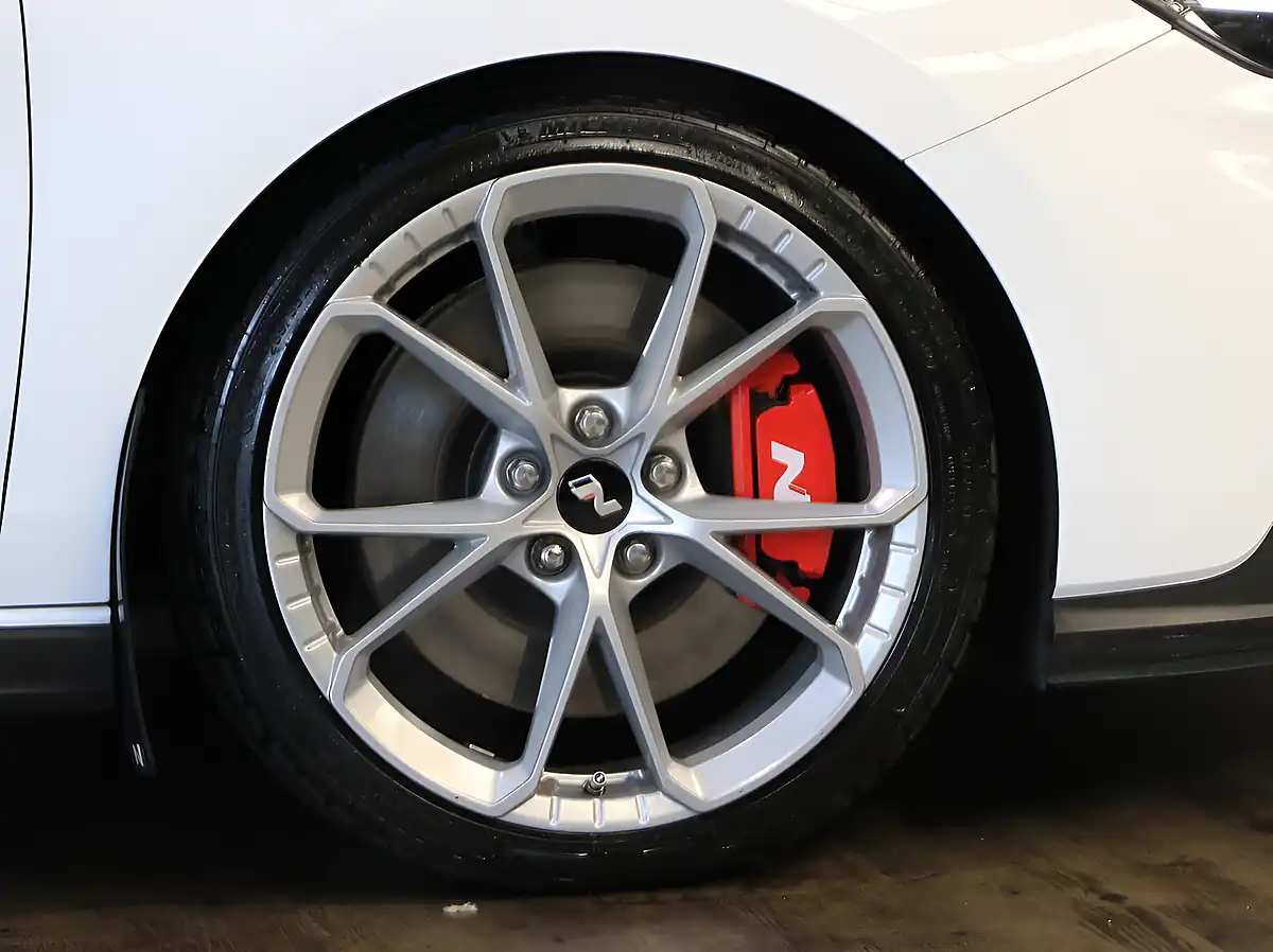 Used 2023 Hyundai i30 N Performance Atlas White - Interior and Exterior details 11