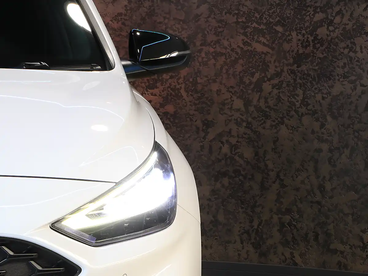 Used 2023 Hyundai i30 N Performance Atlas White - Interior and Exterior details 17