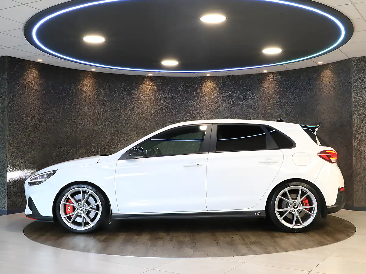 Used 2023 Hyundai i30 N Performance Atlas White - Interior and Exterior details 4