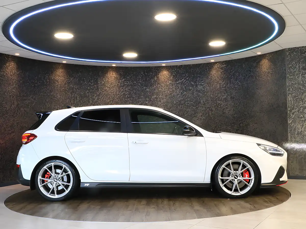 Used 2023 Hyundai i30 N Performance Atlas White - Interior and Exterior details 8
