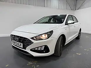 Used 2023 Hyundai I30 Se Connect White - Interior and Exterior details 3