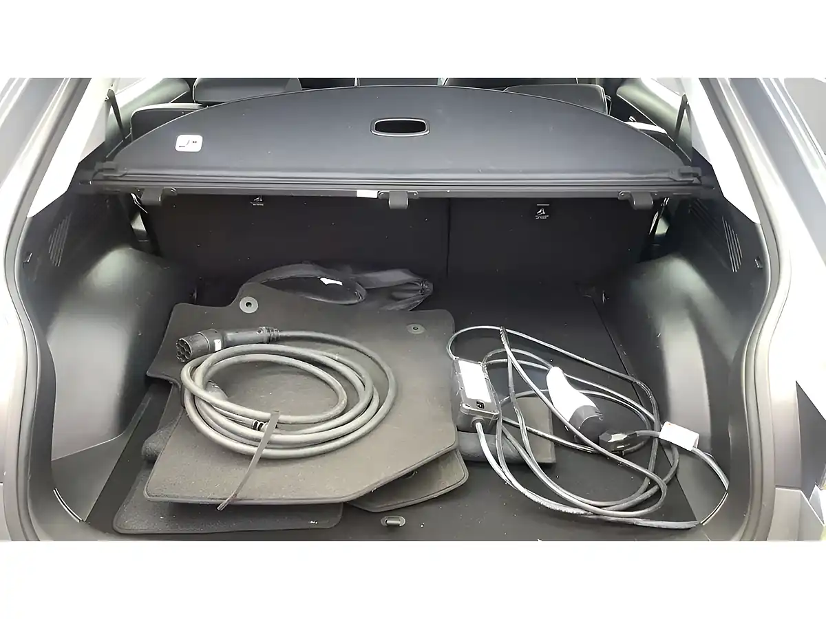Used 2023 Hyundai Ioniq 5 Premium Grey - Interior and Exterior details 12