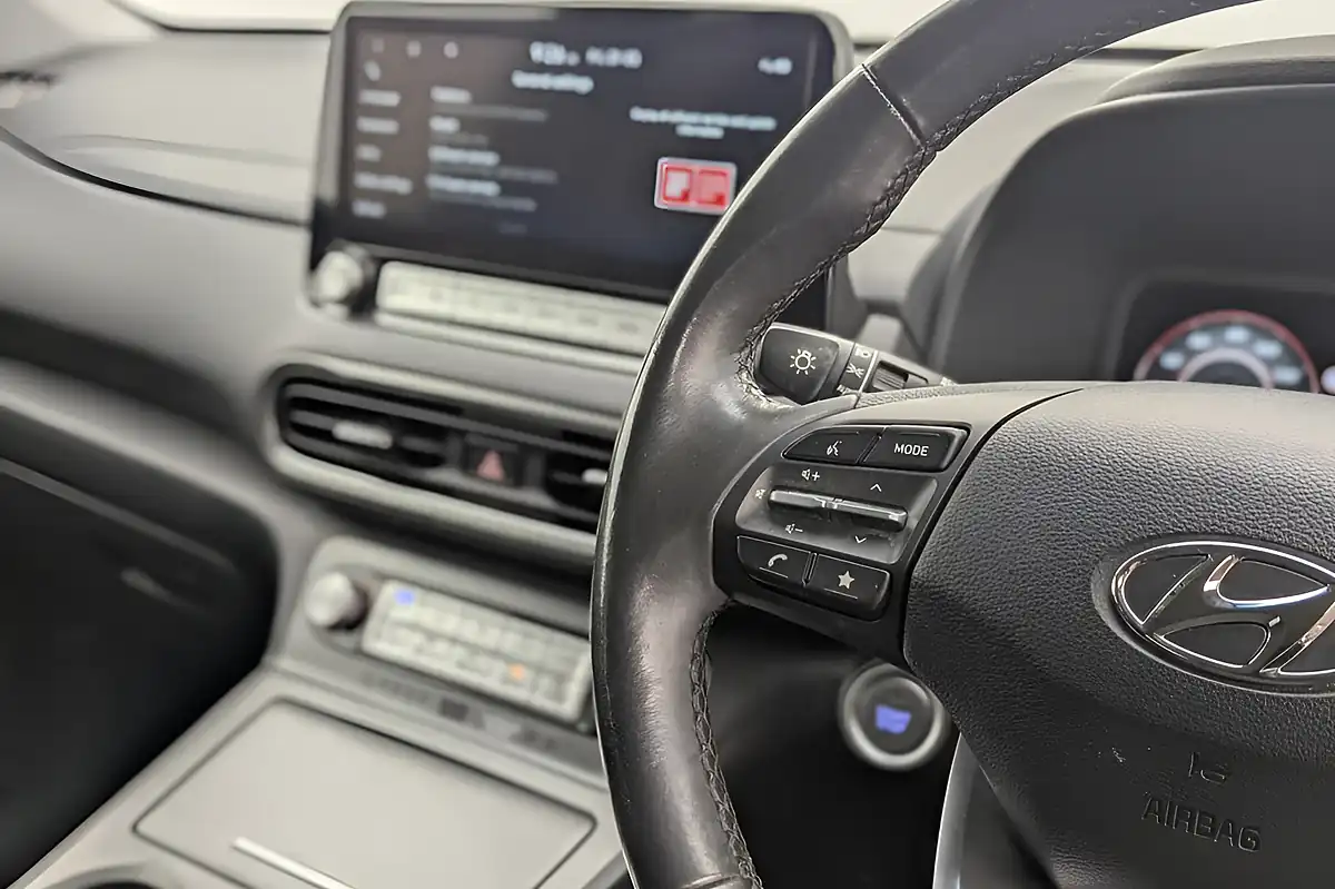 Used 2023 Hyundai Kona Premium Atlas White - Interior and Exterior details 11