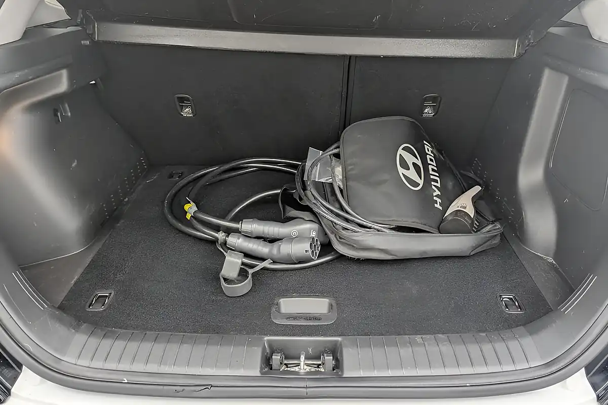 Used 2023 Hyundai Kona Premium Atlas White - Interior and Exterior details 17