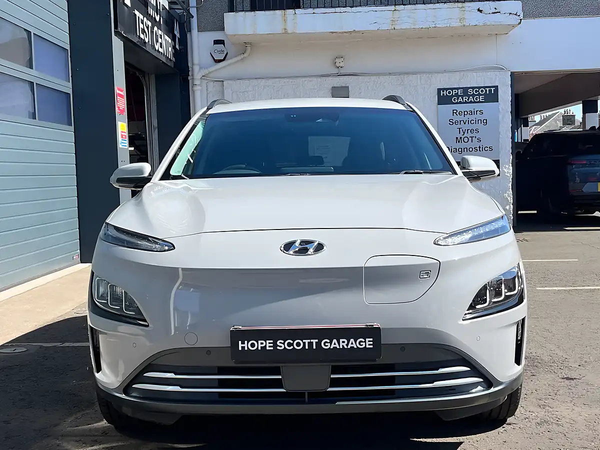 Used 2023 Hyundai Kona Premium Cyber Grey - Interior and Exterior details 11