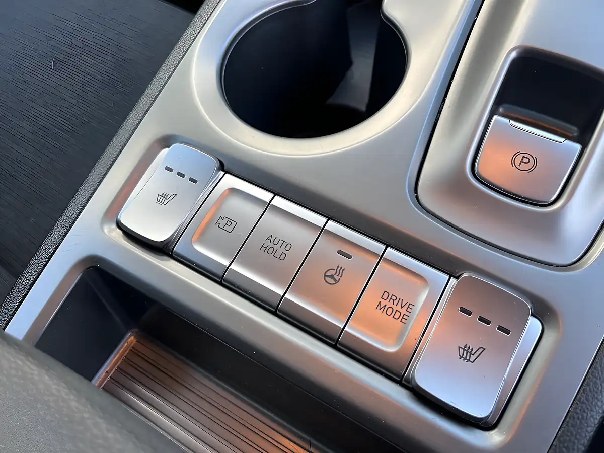 Used 2023 Hyundai Kona Premium Cyber Grey - Interior and Exterior details 15