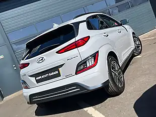 Used 2023 Hyundai Kona Premium Cyber Grey - Interior and Exterior details 4