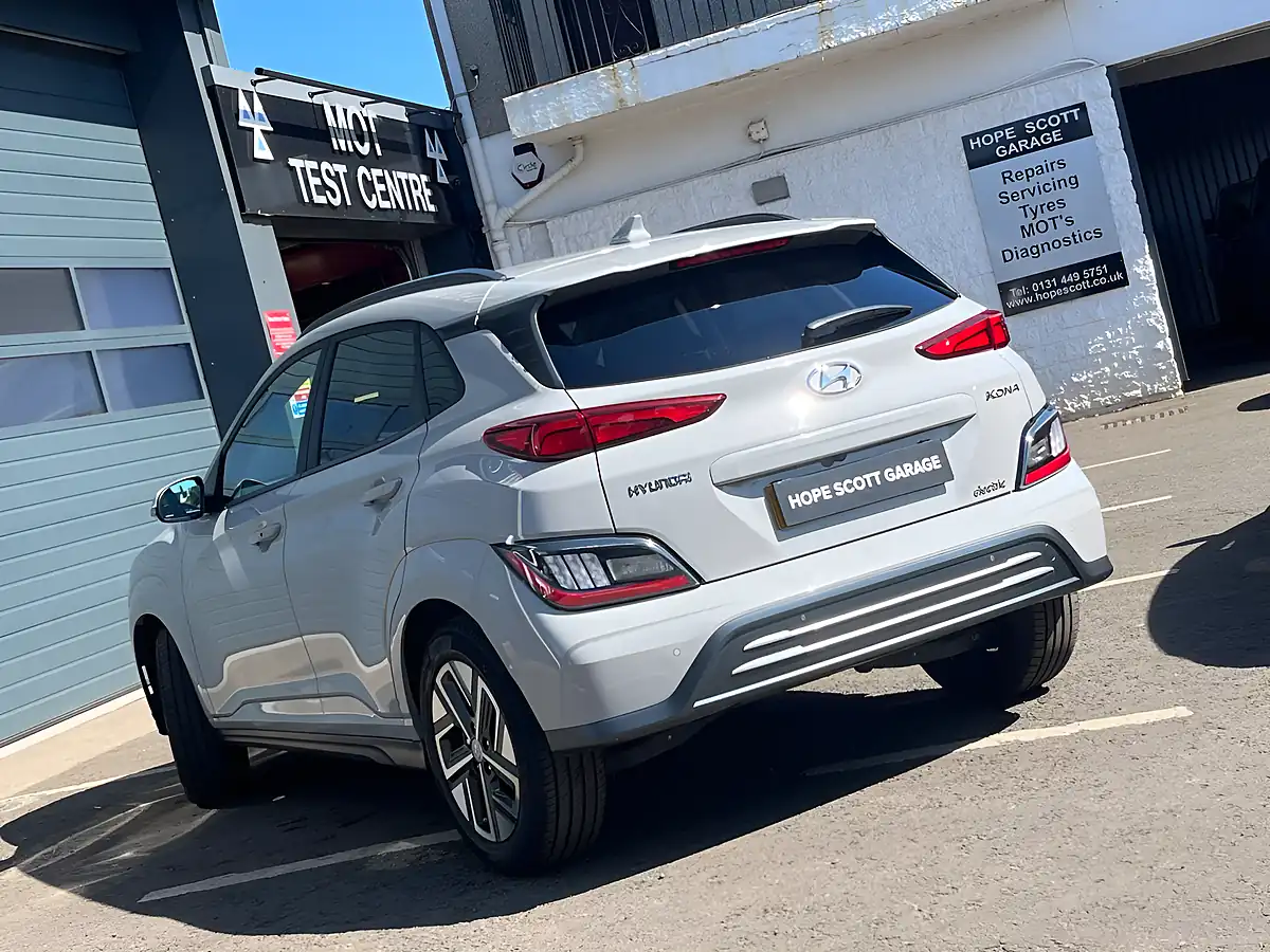 Used 2023 Hyundai Kona Premium Cyber Grey - Interior and Exterior details 9