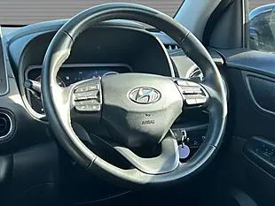 Used 2023 Hyundai Kona Se Connect Abyss Black - Interior and Exterior details 13