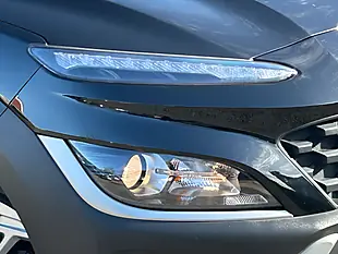 Used 2023 Hyundai Kona Se Connect Abyss Black - Interior and Exterior details 14