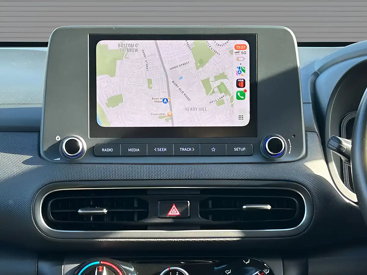 Used 2023 Hyundai Kona Se Connect Abyss Black - Interior and Exterior details 17