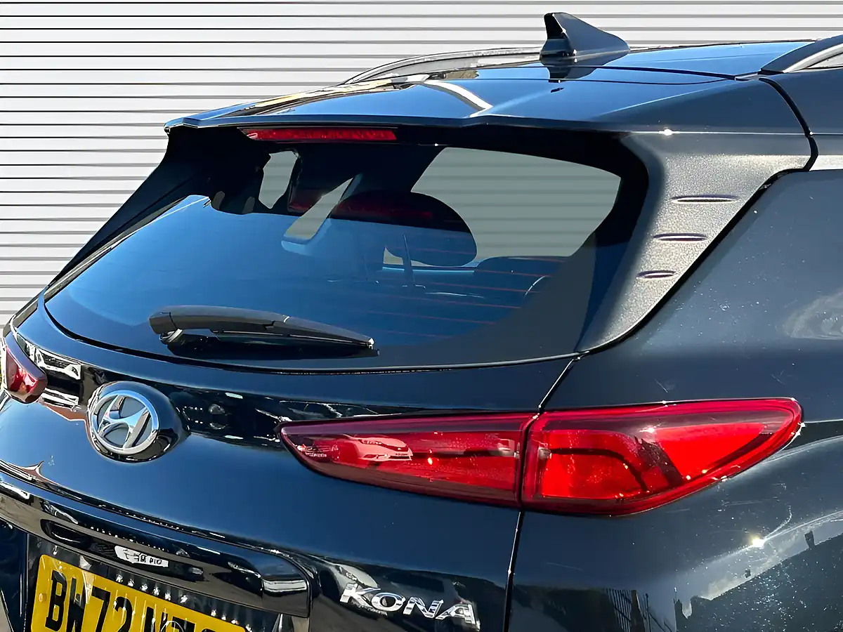 Used 2023 Hyundai Kona Se Connect Abyss Black - Interior and Exterior details 18