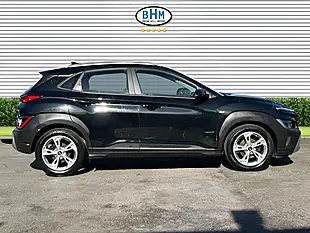 Used 2023 Hyundai Kona Se Connect Abyss Black - Interior and Exterior details 2