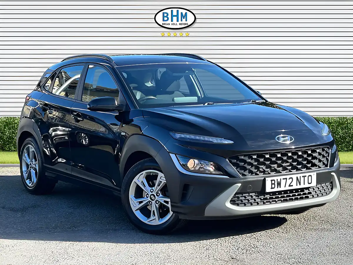 Used 2023 Hyundai Kona Se Connect Abyss Black - Interior and Exterior details 20