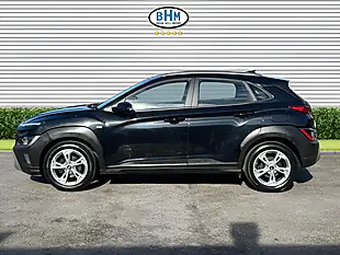 Used 2023 Hyundai Kona Se Connect Abyss Black - Interior and Exterior details 9