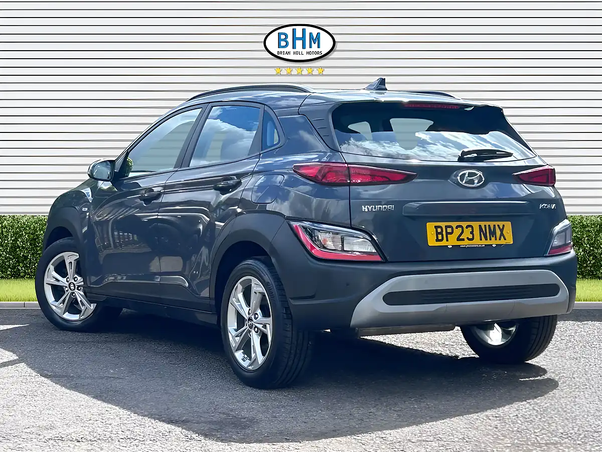 Used 2023 Hyundai Kona Se Connect Ecotronic Grey - Interior and Exterior details 12