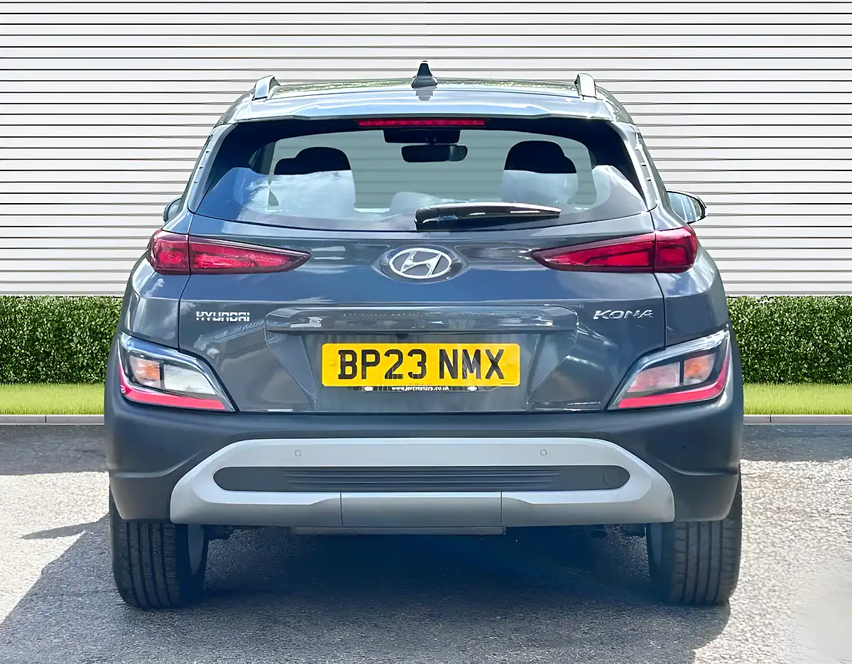 Used 2023 Hyundai Kona Se Connect Ecotronic Grey - Interior and Exterior details 13