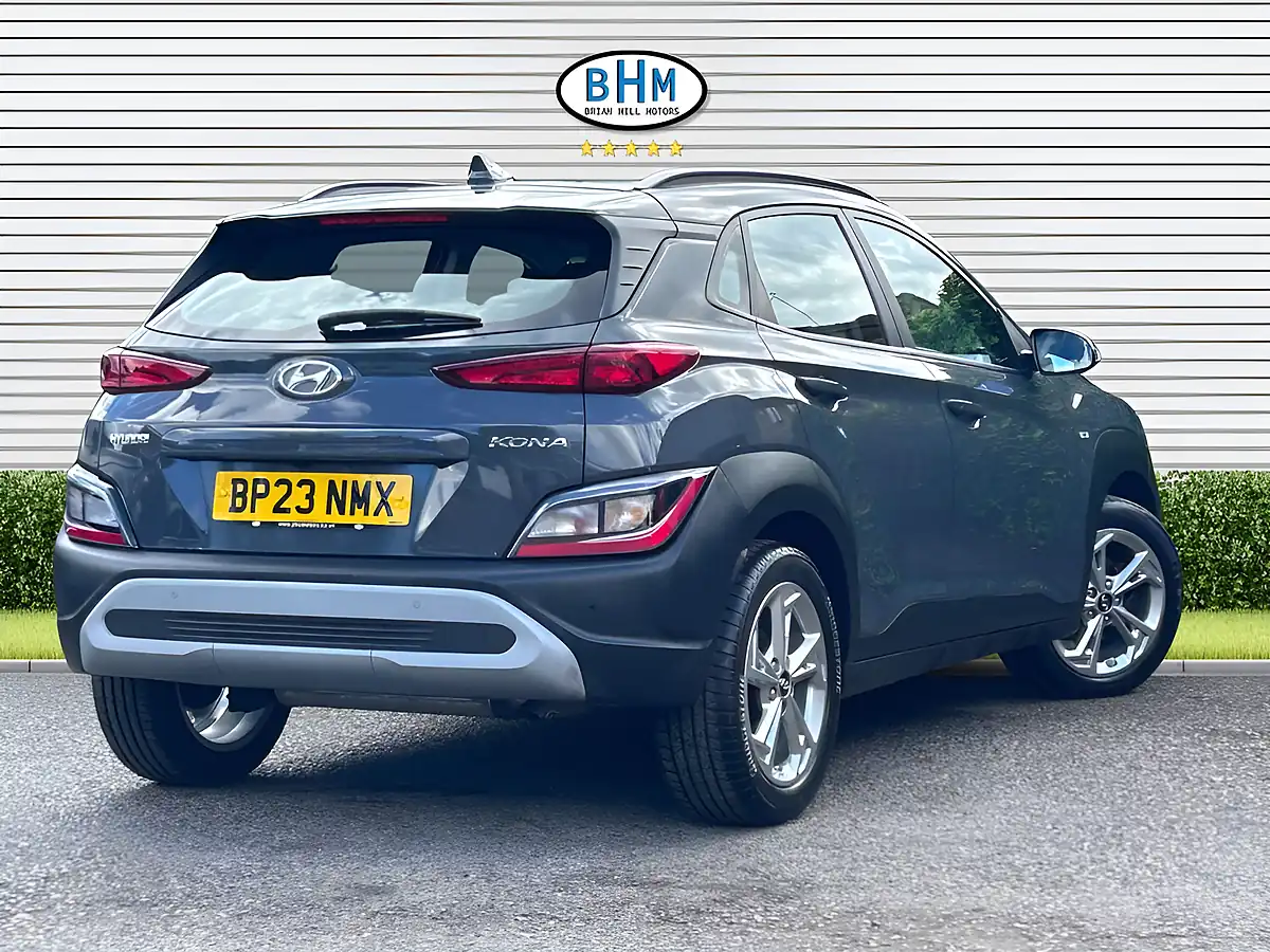 Used 2023 Hyundai Kona Se Connect Ecotronic Grey - Interior and Exterior details 14