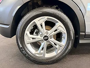 Used 2023 Hyundai Kona Se Connect Galactic Grey - Interior and Exterior details 10