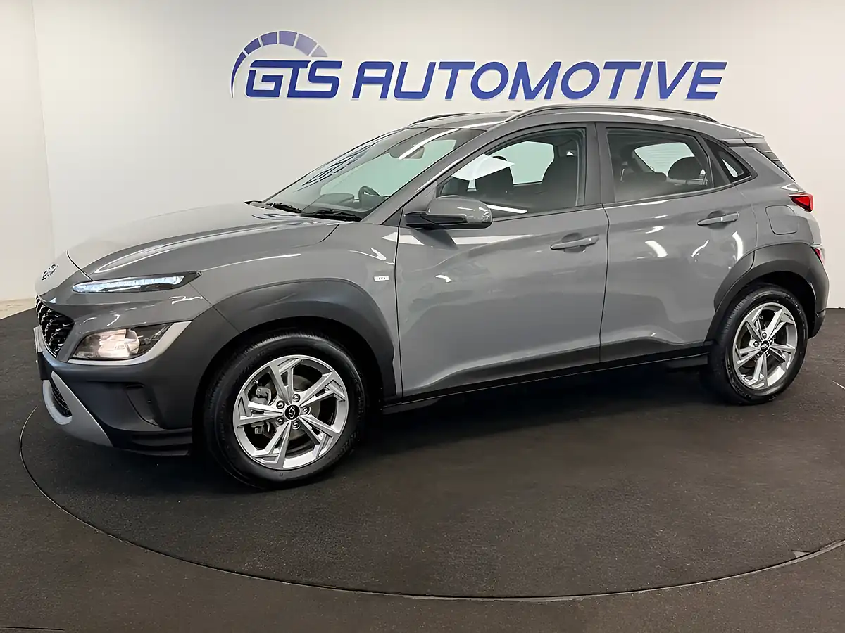 Used 2023 Hyundai Kona Se Connect Galactic Grey - Interior and Exterior details 8